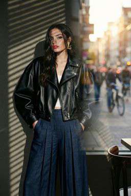 Karla Linen Leather - Sidewalk Café [VAR:2]